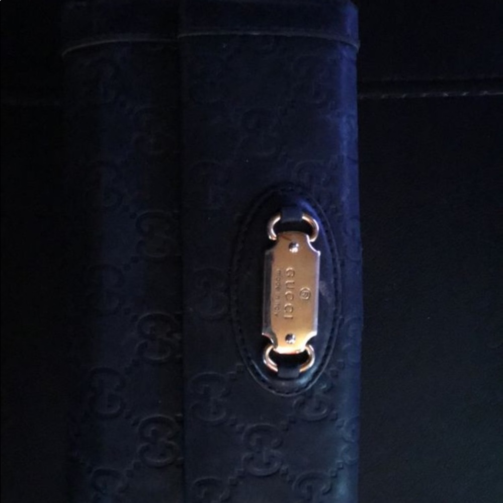 Women’s Gucci wallet